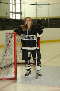 Lauren_holmes_medium