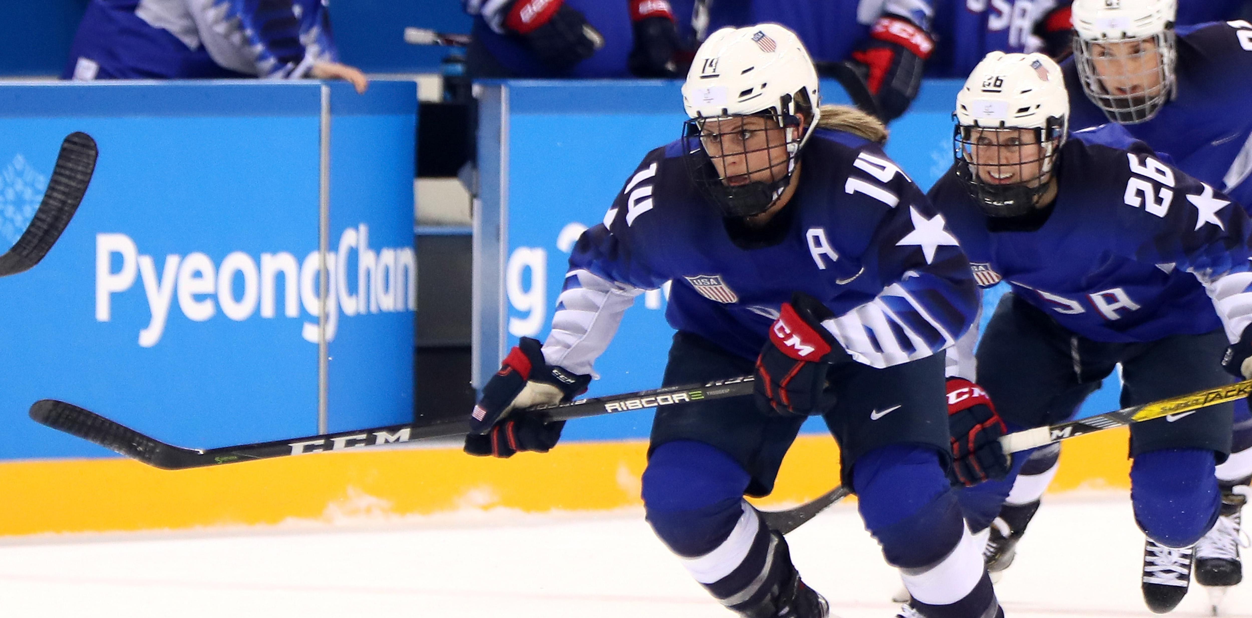 eagle-rivers-girls-hockey-in-olympics-semi-naked-african-girls