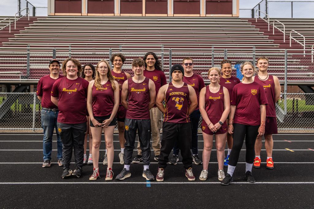 Minneapolis Roosevelt Track & Field throwers