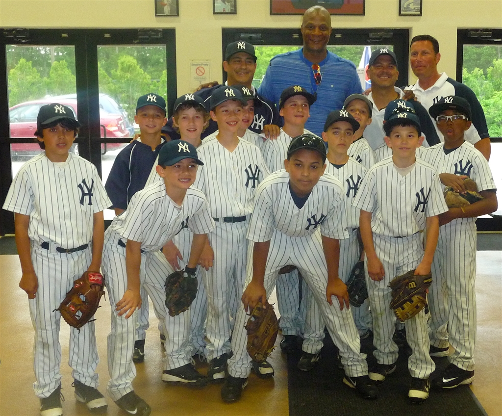 Opening Night a Success for Hank's Jr. Yanks