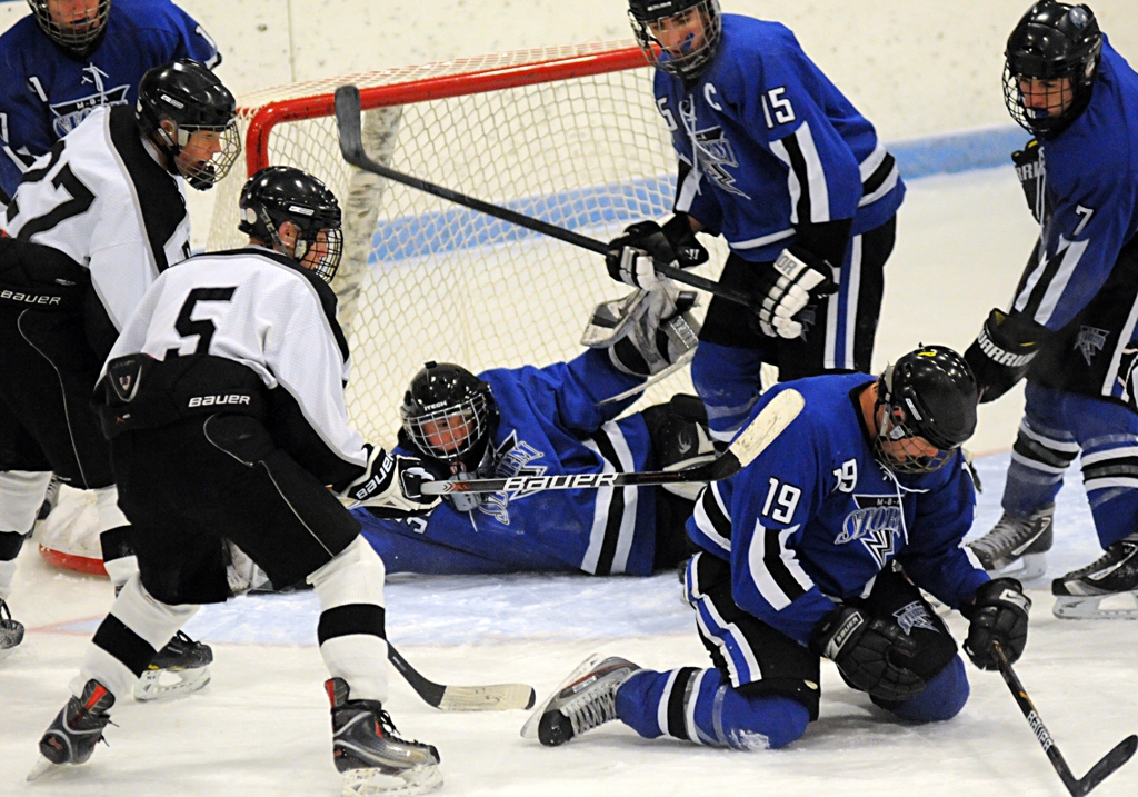 Morris/Benson vs. Breckenridge/Wahpeton Photos MN Boys' Hockey Hub High School Boys
