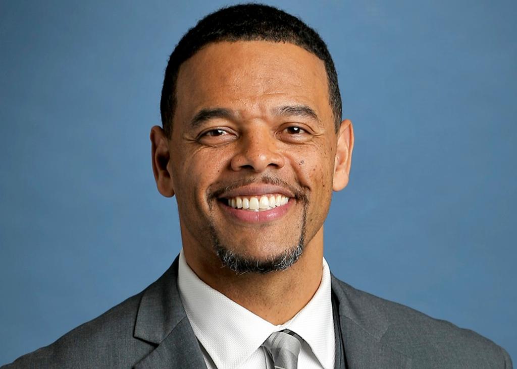 Minneapolis Roosevelt High School basketball alumn John Thomas’s profile picture from the Minnesota Timberwolves front office.