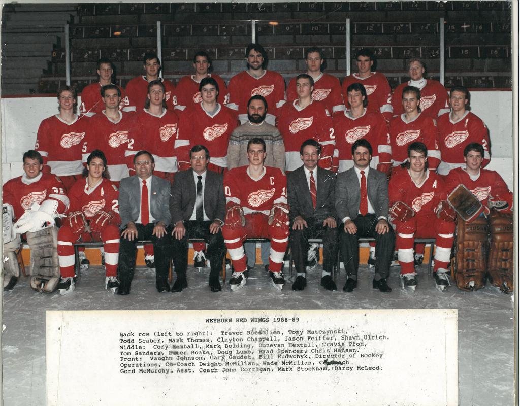 team-photos-1980-1989-photos-weyburn-red-wings-sjhl